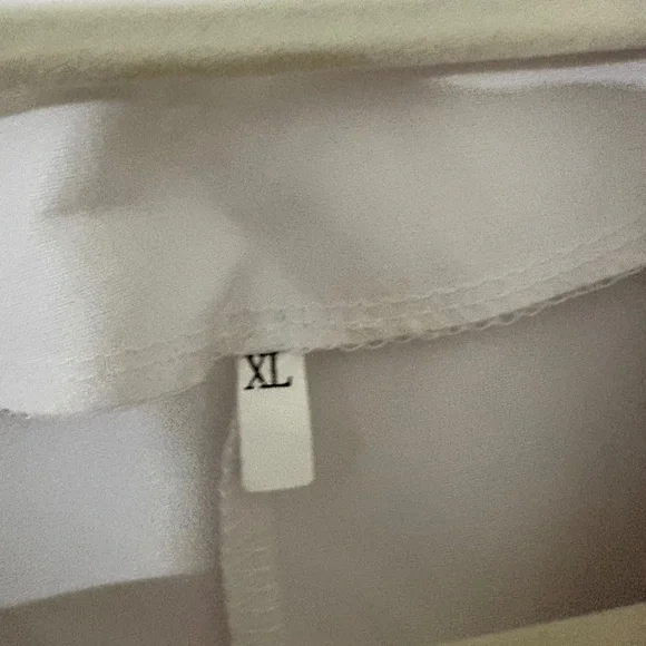 White Blazer Size XL NWOT - Picture 3 of 6